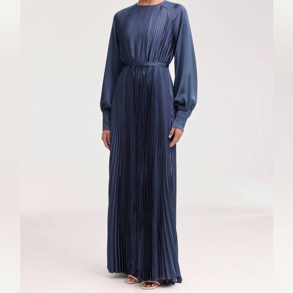 Elegant Navy Blue Maxi Dress